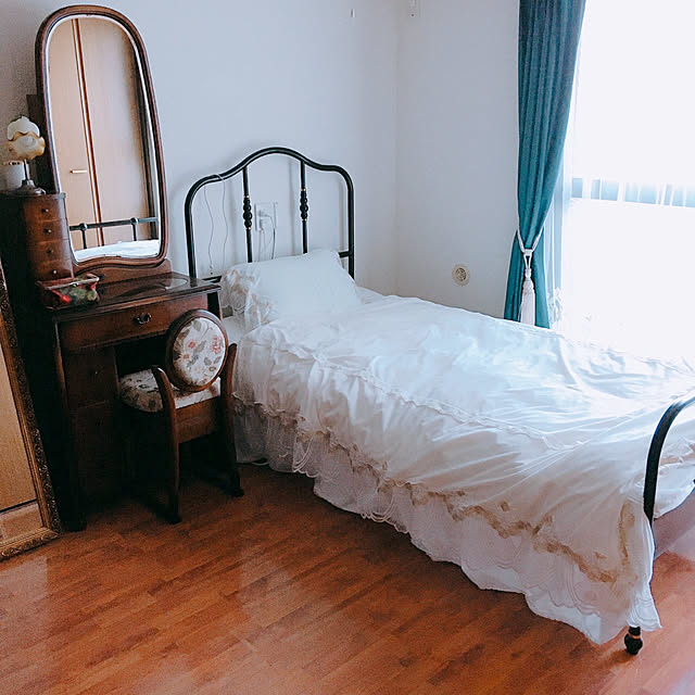 イケア SAGSTUA サグストゥーア ベッドフレーム - 通販 | 家具と