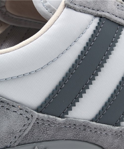 adidas Originals（アディダスオリジナルス）の「ウィメンズ