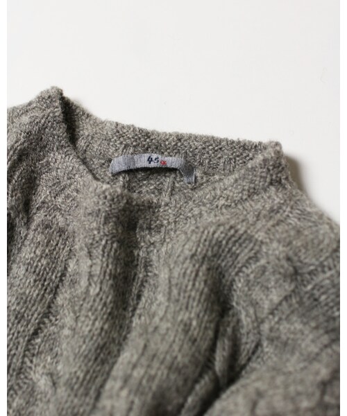 45R（フォーティファイブアール）の「シェットランドケーブルニット