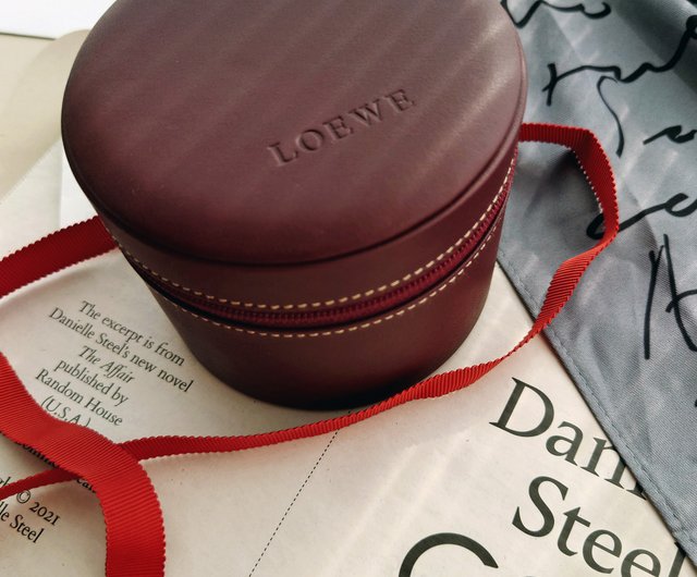 香港 未使用品 LOEWE ダークレッド ジュエリーボックス ジュエリー