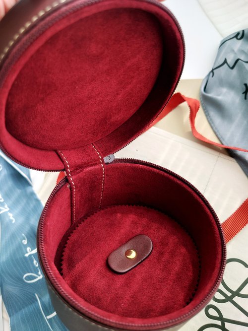 香港 未使用品 LOEWE ダークレッド ジュエリーボックス ジュエリー