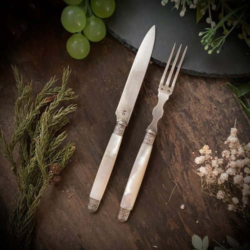 台湾 フランス ルイ16世様式 マザーオブパールハンドル 純銀製フルーツ