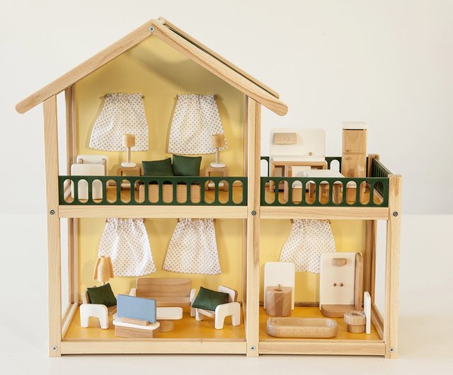 ウクライナ 緑の木製ドールハウスキットドールハウスミニチュア小さな