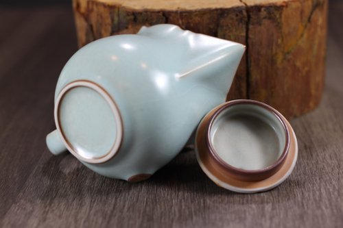 送料無料】台湾 【ギフトに最適】有名な茶器作家、葉敏祥の作品、天青