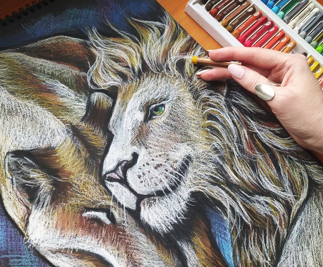 ロシア ライオンの家族 絵を描く オイルパステル 原画 動物 絵を描く