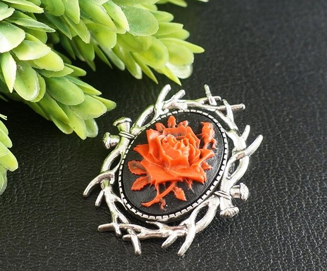 ロシア レッドローズヴィンテージカメオブローチシルバーレッド