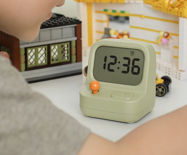 送料無料 15%OFF】ゲーム機の目覚まし時計 GAMEBOY ALARM CLOCK MUID