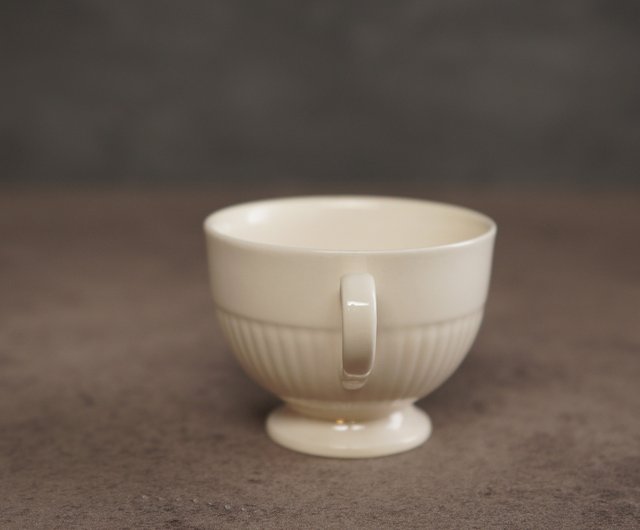 台湾 英国ウェッジウッド クイーンズウェア クラシック エドミー