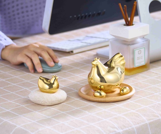 送料無料】台湾 【経済的自由に必須】輝く黄金の鶏（ゴールド運招き鶏