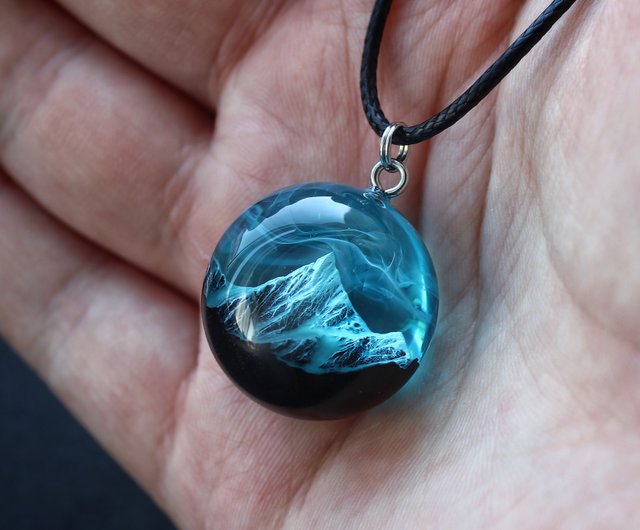 送料無料 10%OFF】リトアニア オーロラウッドレジンジュエリーノーザン