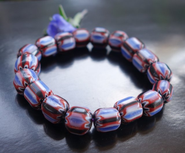 送料無料】台湾 イタリア製シェブロンビーズ 28g Chevron ヴェネツィア