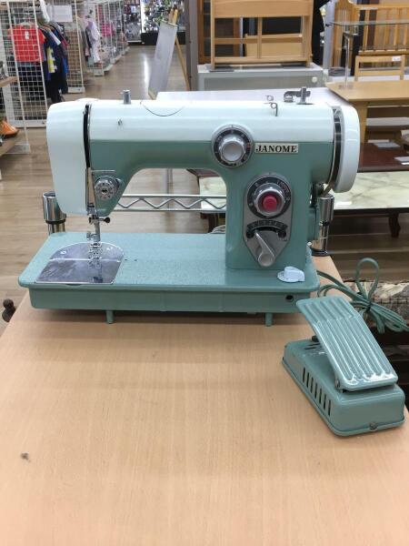 JANOME(ジャノメ) / ミシン/ジャノメ/レトロ/アンティーク/ジャンク