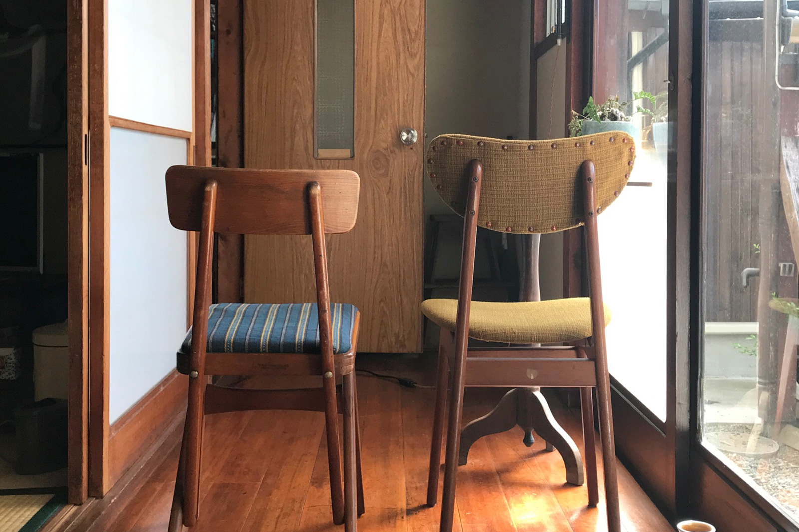 自宅にある古い「トーア3号椅子」を、張り替えてみました。 | ibukiya