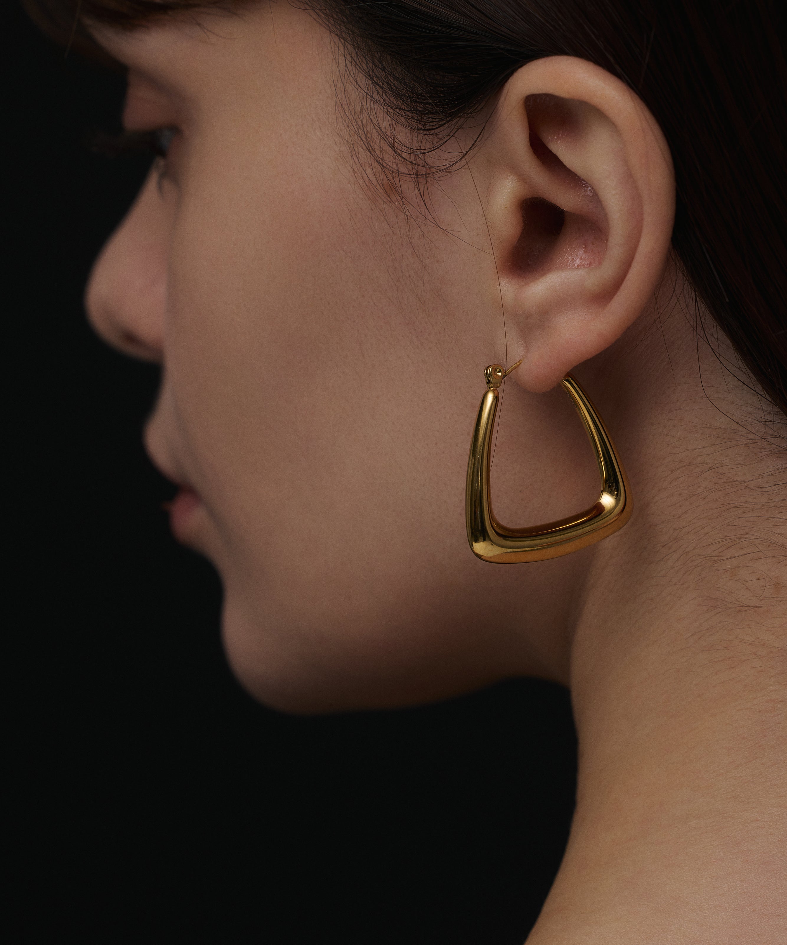 ゴールド]トライアングルピアス