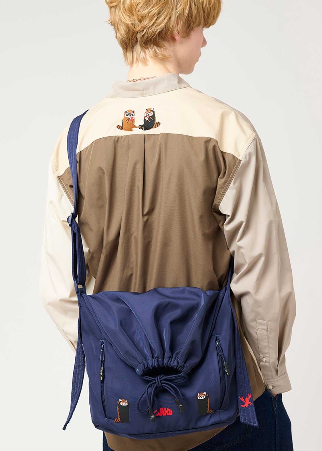 イカク｜ストリングショルダーバッグ｜ユニセックス｜グラニフ(graniph