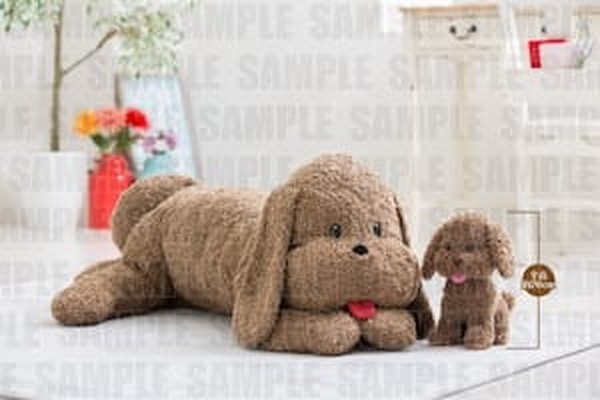 ユーリ!!! on ICE」ヴィクトル＆勇利の愛犬がぬいぐるみとなって登場