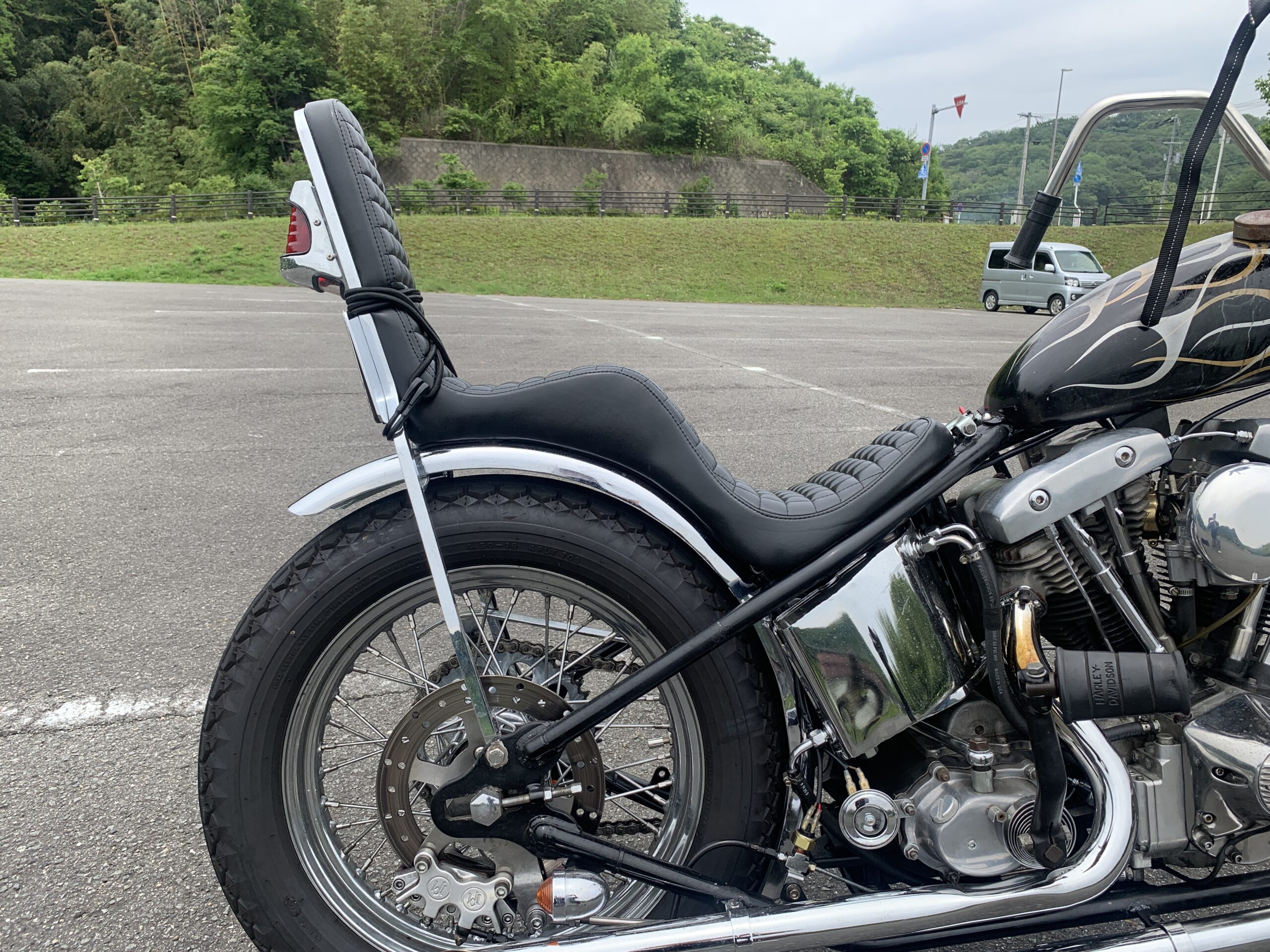 ワンオフ】キング&クイーンシートの取付【ショベルヘッドカスタム】