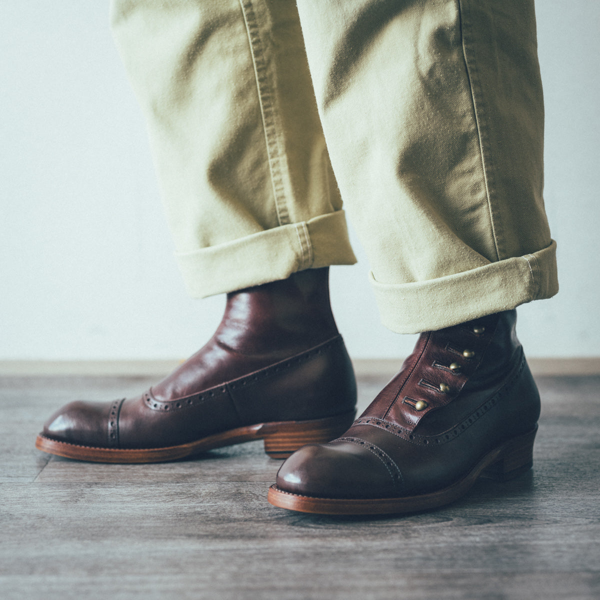 C-7039 BUTTON BOOTS DBR/C – chausser online store