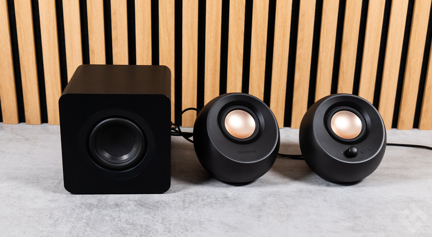 Creative Pebble X Plusを試す：手頃な価格の優れたスピーカー