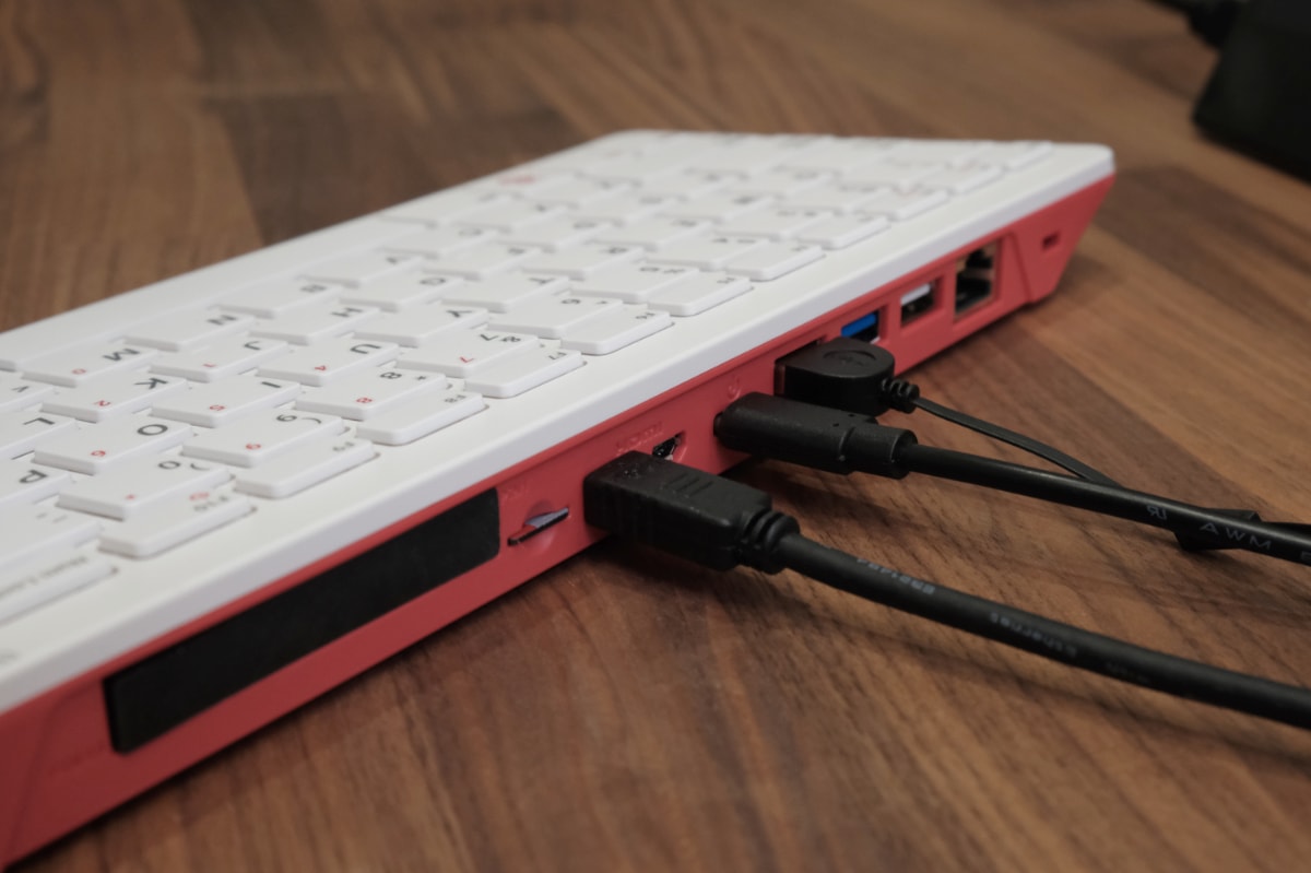 キーボード一体型ラズパイ「Raspberry Pi 400」の初期設定＆レビュー
