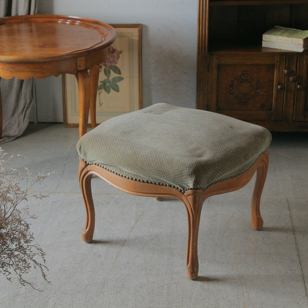 シックなベルベット生地が素敵なフットスツール（高さ40cm） フランス