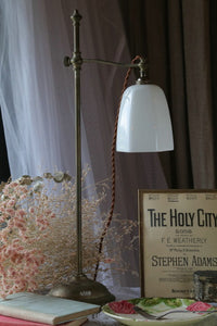 大変人気のシェード付きデスクランプスタンド フランスアンティーク