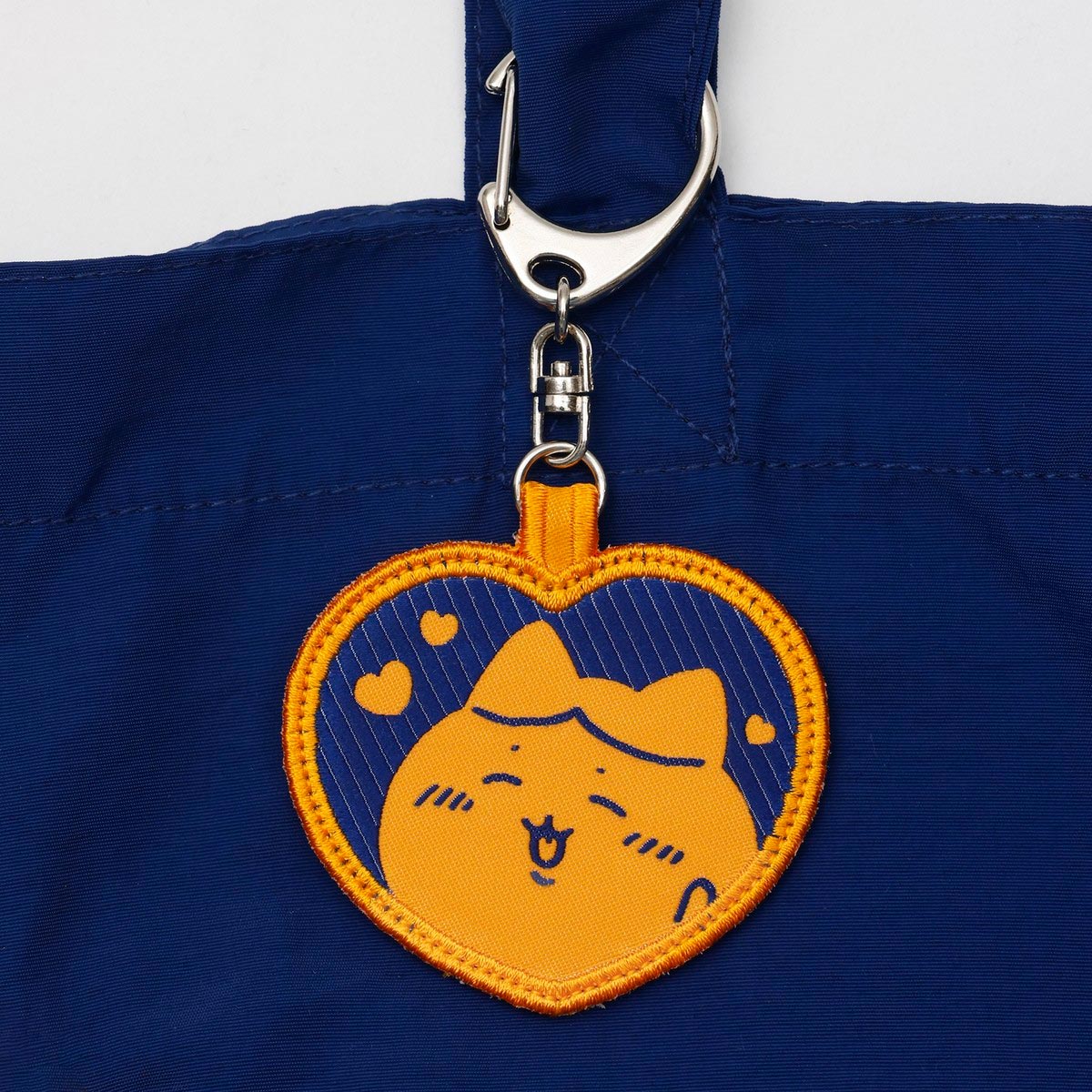 ちいかわ 刺繍トートバッグ ハチワレハート ブルー (刺繍キーホルダー