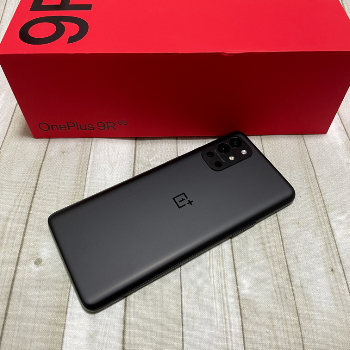 OnePlus 9Rレビュー】5万円台でハイエンド性能だけど買うべき人は
