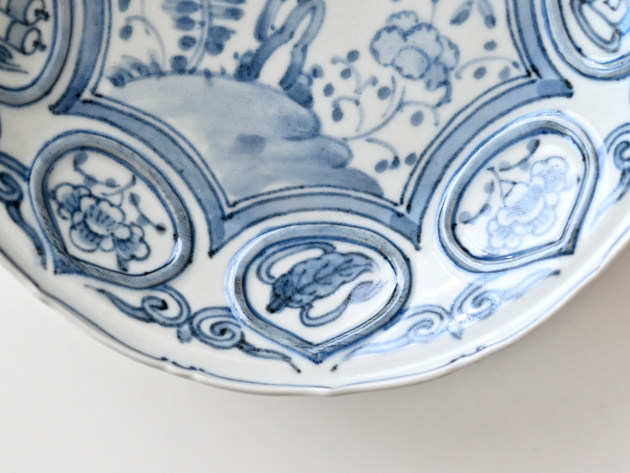 豊増一雄 染付5寸芙蓉手皿（猪目）