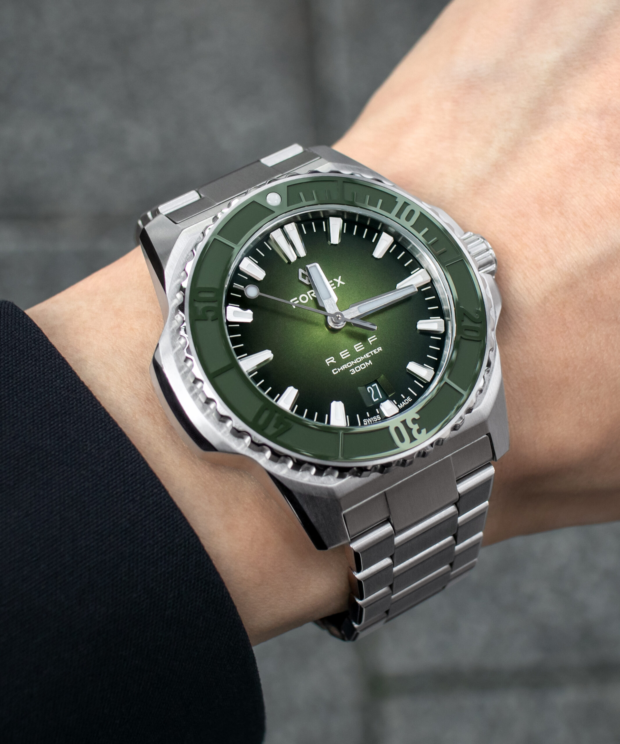 FORMEX REEF 42mm Bracelet GREEN（ベゼル着脱可能タイプ） – Chrono