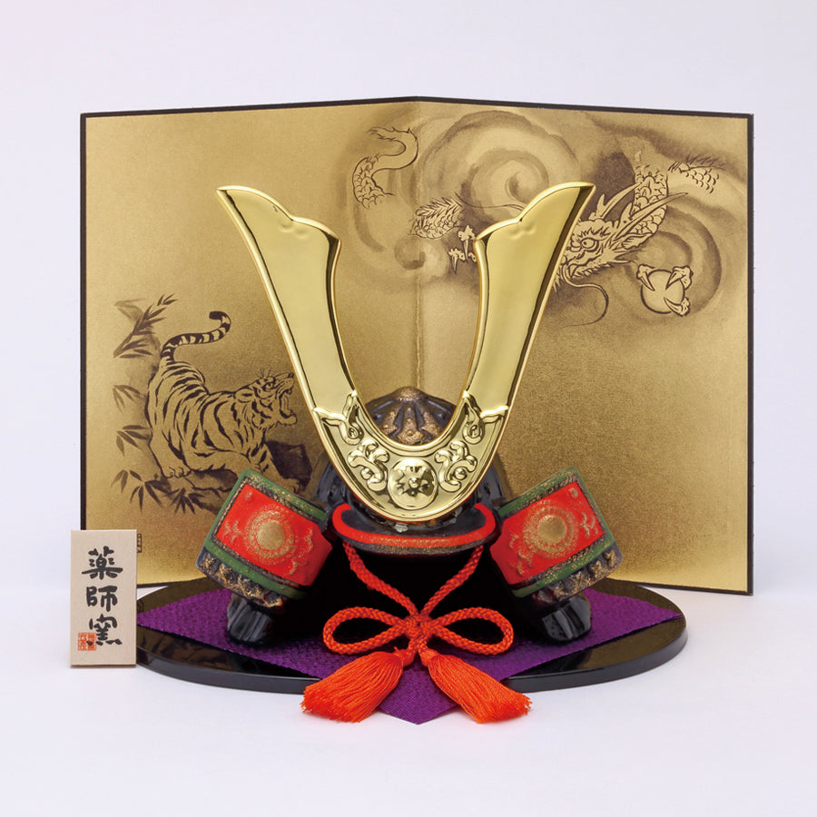 錦彩出世兜(金耀・龍虎屏風付) – 中外陶園オンラインストア