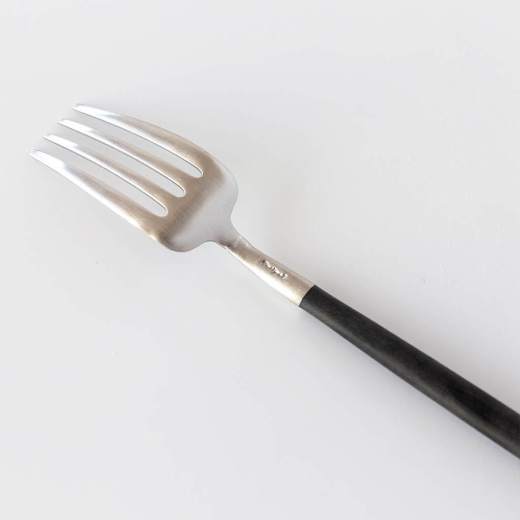 Cutipol クチポール｜GOA ブラック×シルバー COMFOTA 北欧雑貨店