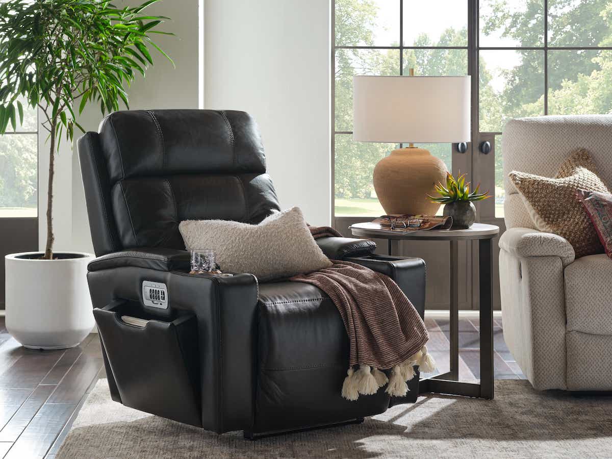 Neo Power Wall Recliner w/ Headrest & Lumbar | La-Z-Boy