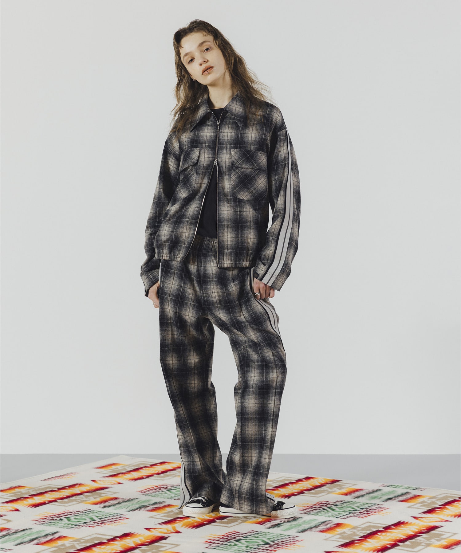 PENDLETON】SIDELINE CHECKED TRACK PANTS (SET-UP)｜CONVERSE TOKYO