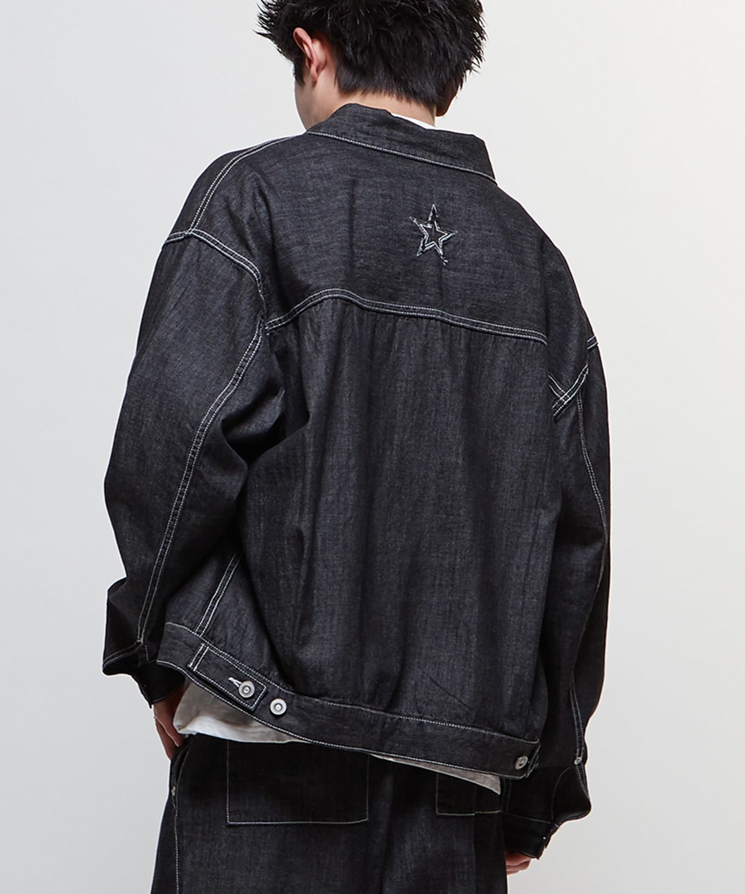 限定展開】LIGHT DENIM SHIRT JACKET(SET UP)｜CONVERSE TOKYO