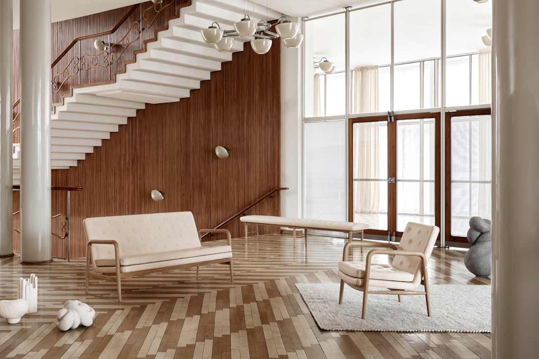 FOYER SERIES | CONNECT