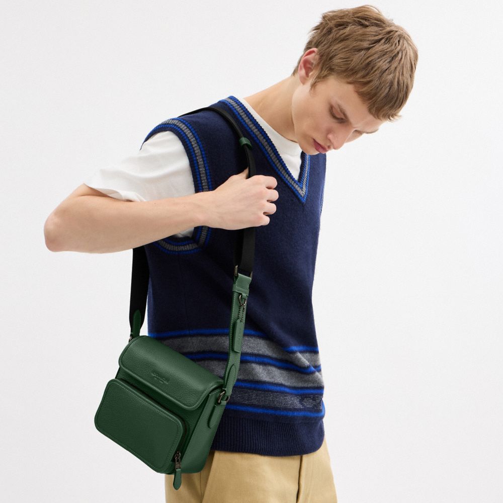 公式】コーチアウトレット | サリバン フラップ クロスボディ バッグ