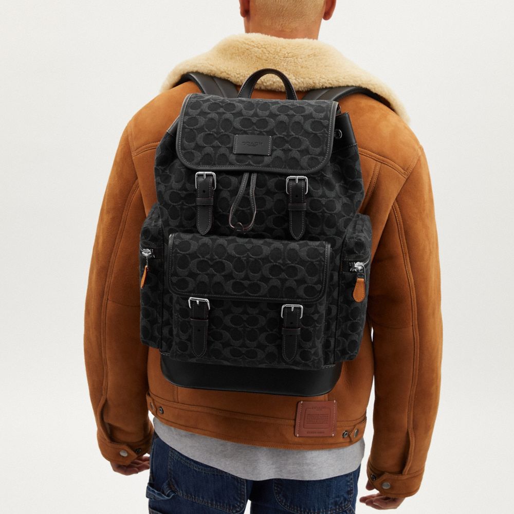 公式】コーチアウトレット | スプリント バックパック・シグネチャー