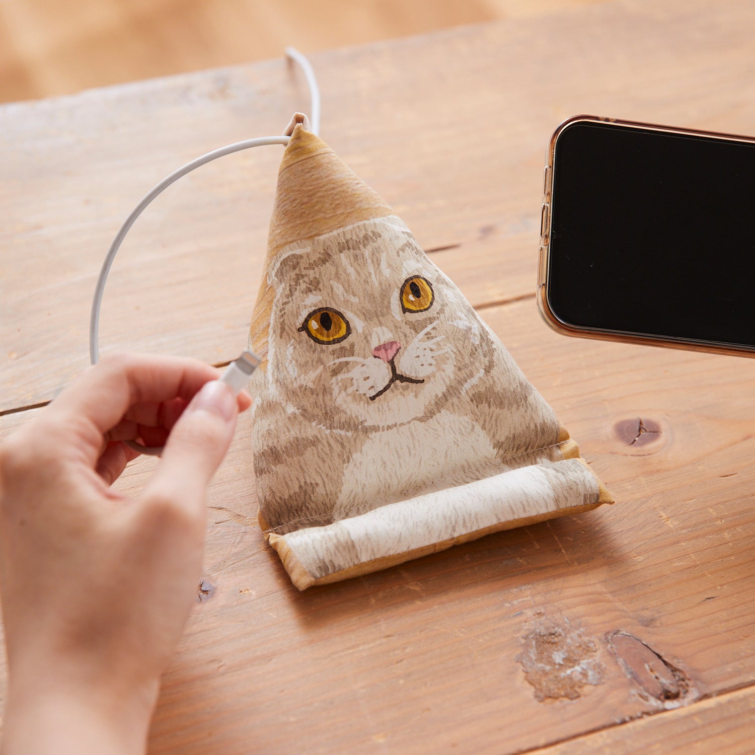 HOME DECO mini ～床に寝転ぶ猫たち～ パネル生地 綿100％シーチング