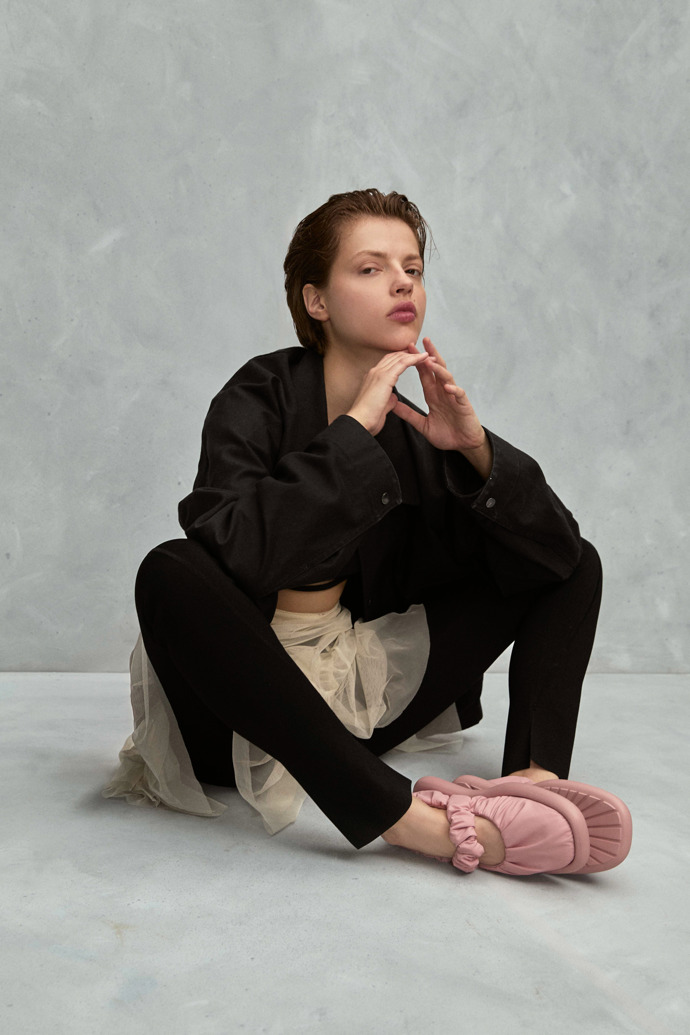 レディース カジュアルシューズ | カンペール（Camper）公式オンライン