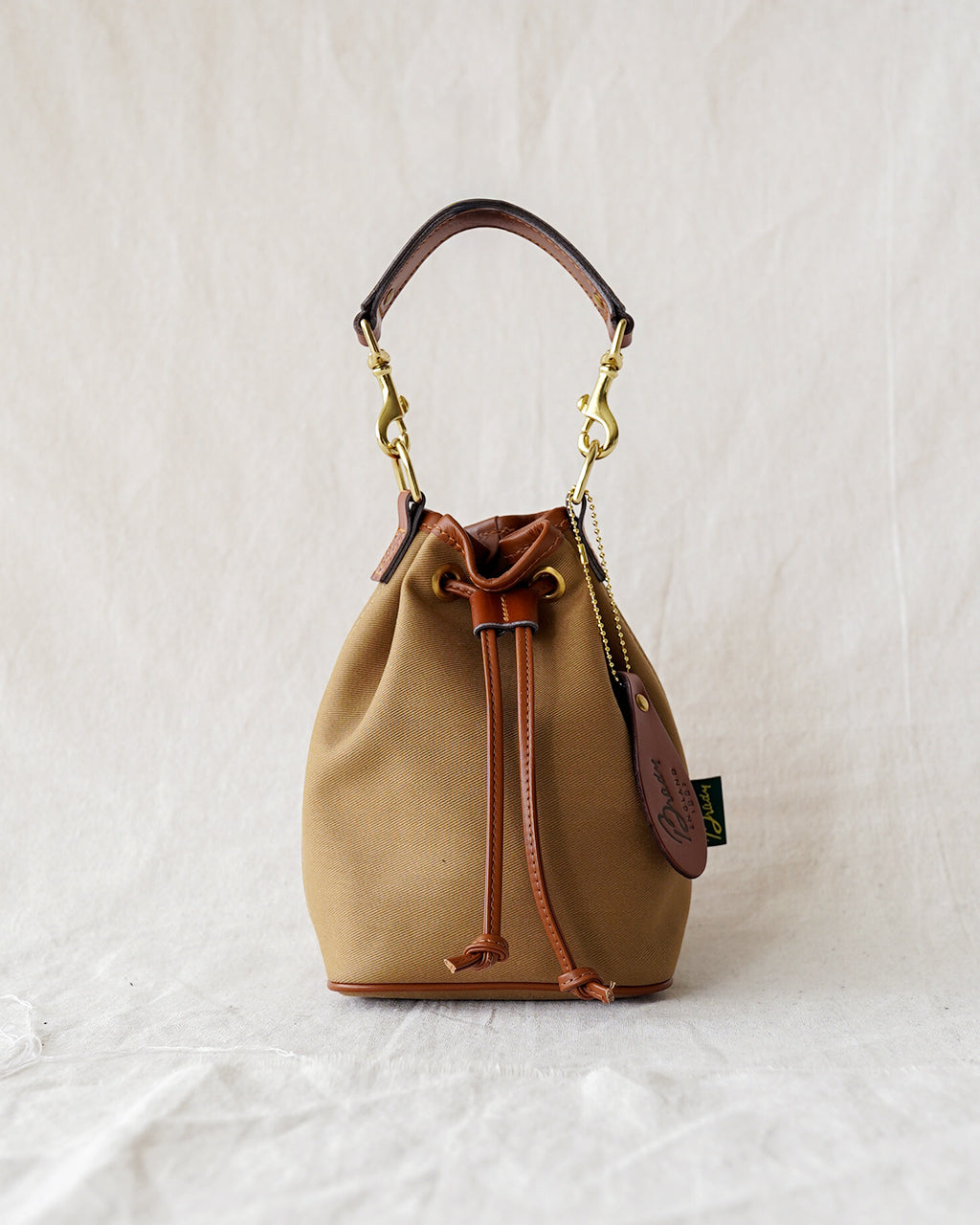 ブレディ Brady 巾着型バッグ ユニセックス ELY エリー 手持ち 肩掛け