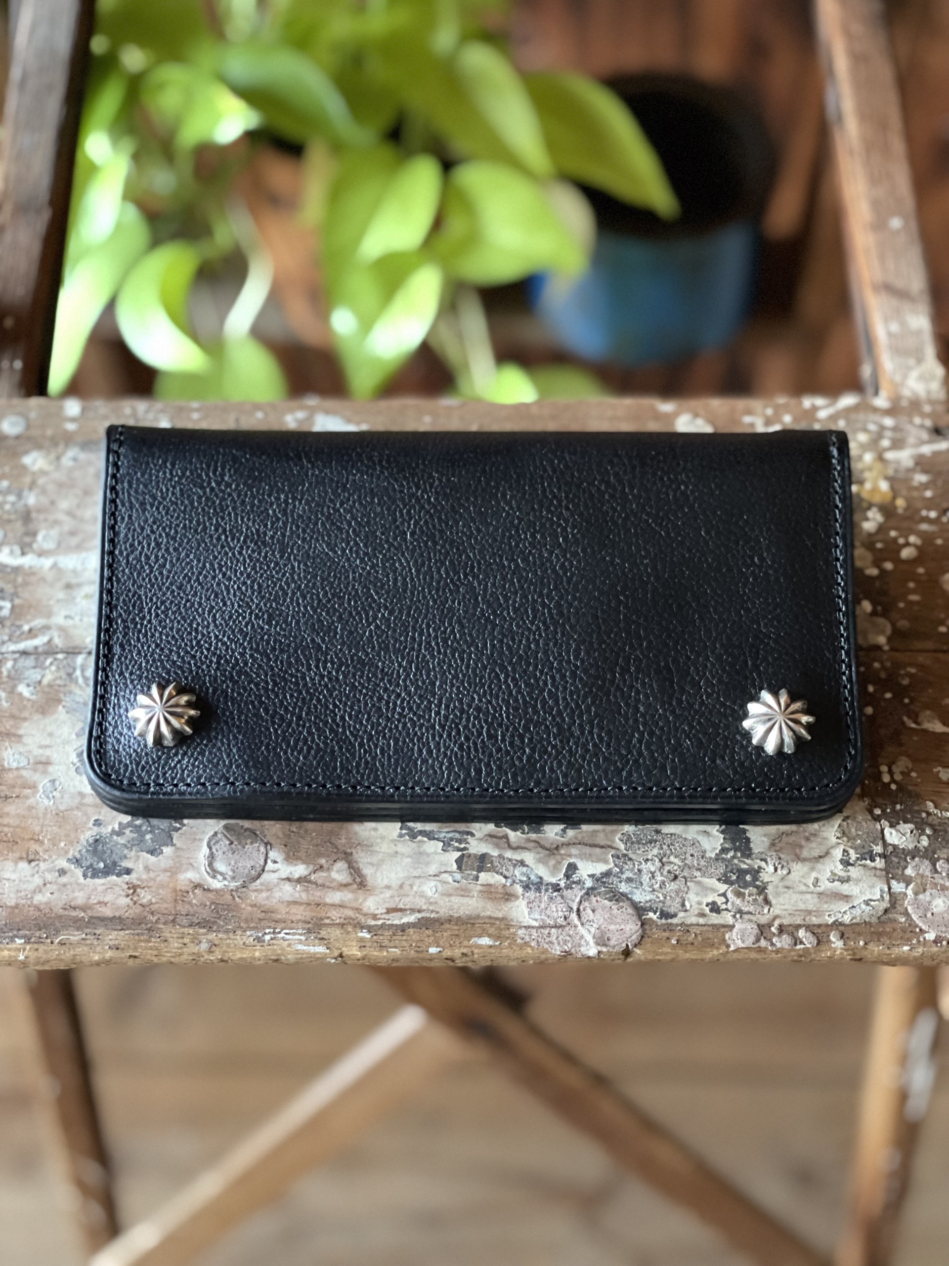 イタリアアリゾナレザートラッカーズ ロングコンチョウォレット 財布