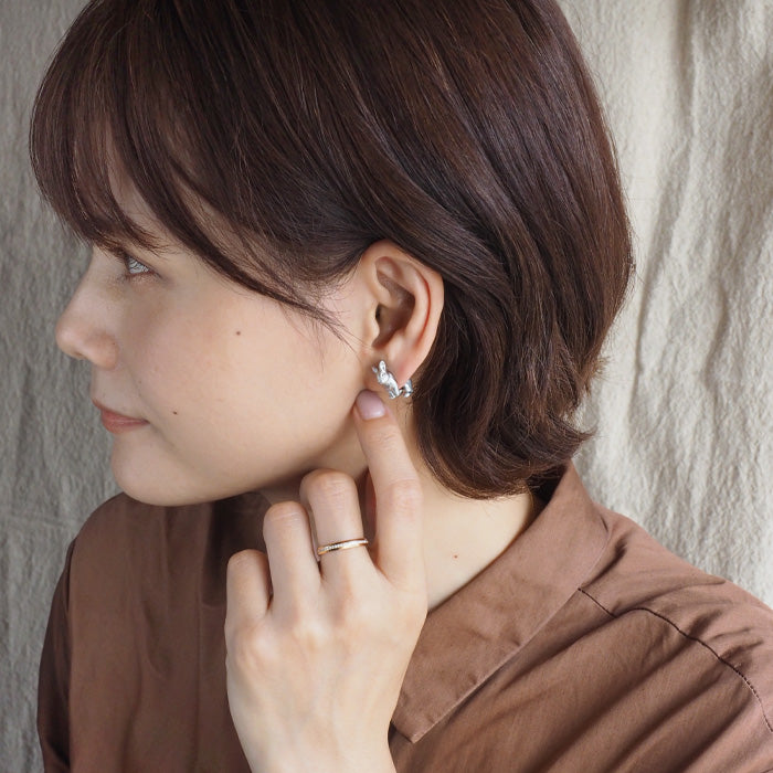 naturama(ナチュラマ) うさぎ ピアス 真鍮 マットシルバー 片耳 [AY32S