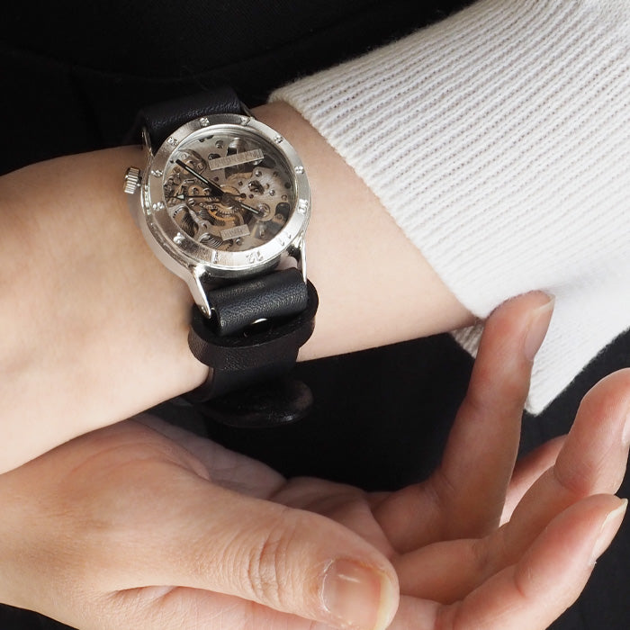 渡辺工房 手作り腕時計 手巻き式 裏スケルトン メンズシルバー [NW