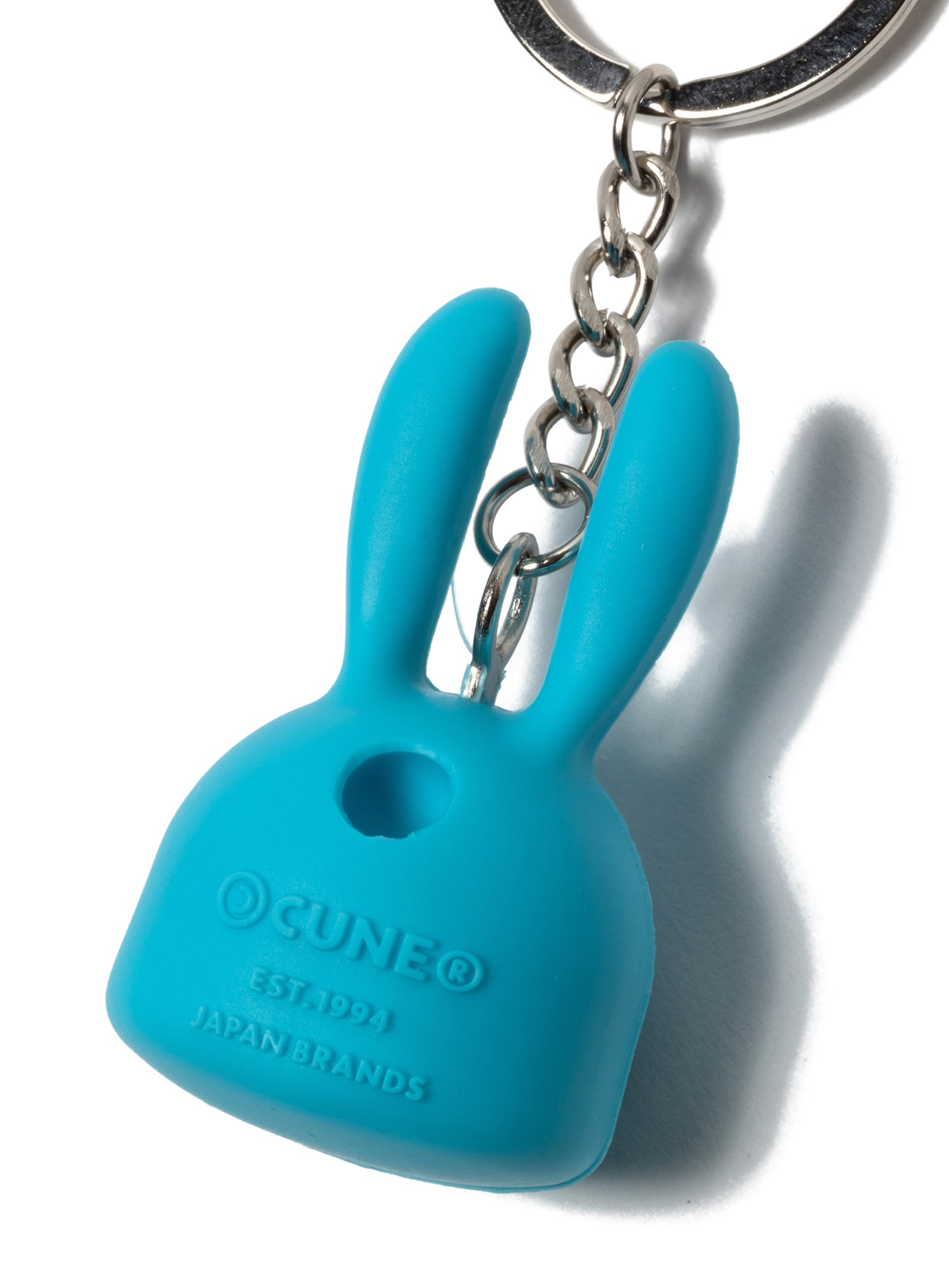 立体ウサギラバーキーホルダー｜ウサギがいる｜CUNE ONLINE STORE