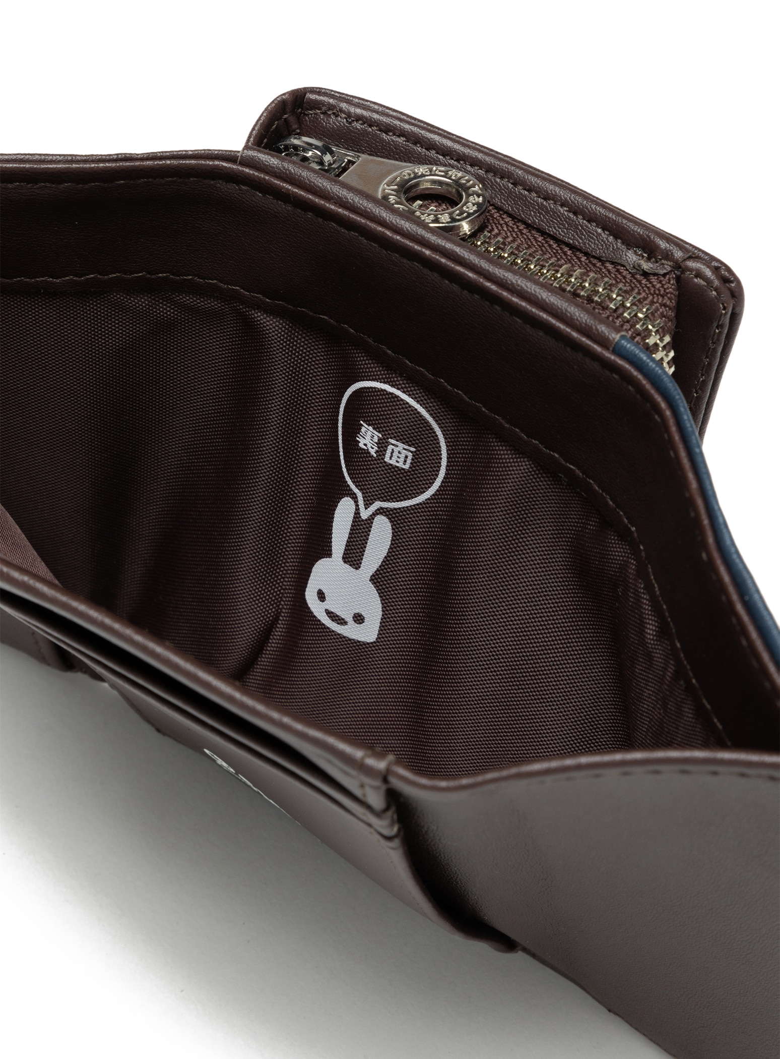 ウサギフラップウォレット｜ウサギがいる｜CUNE ONLINE STORE