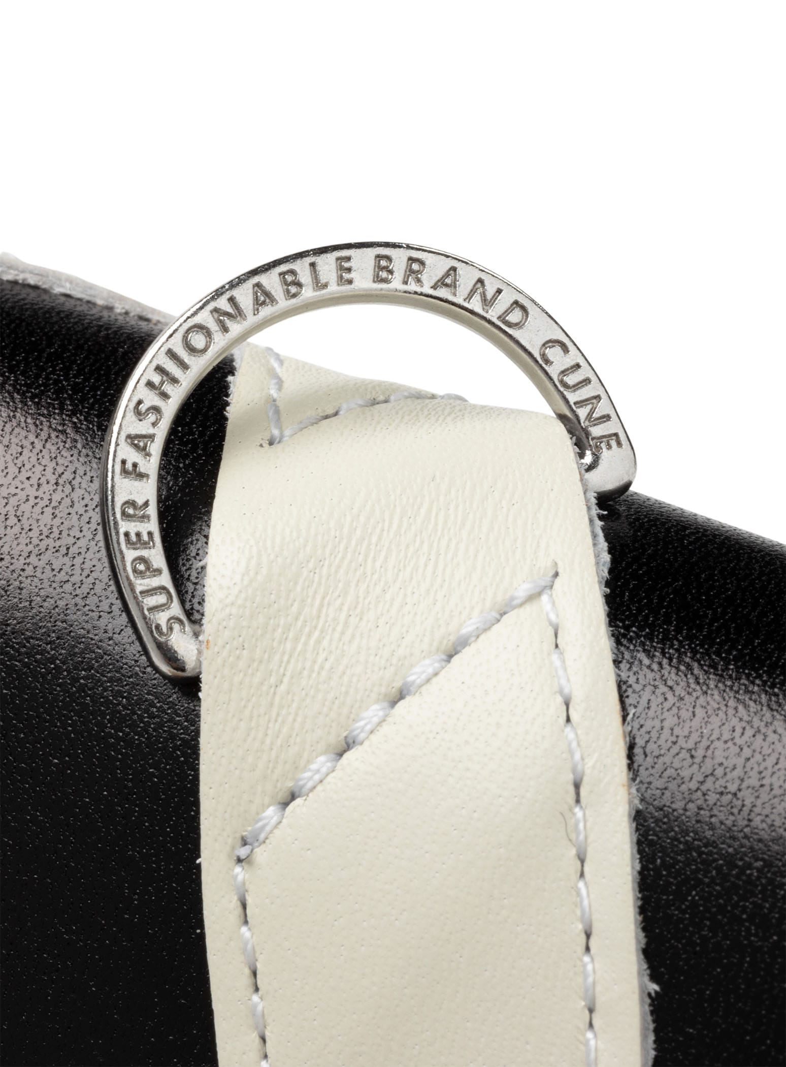 レザーロングウォレット SHORT｜ウサギがいる｜CUNE ONLINE STORE