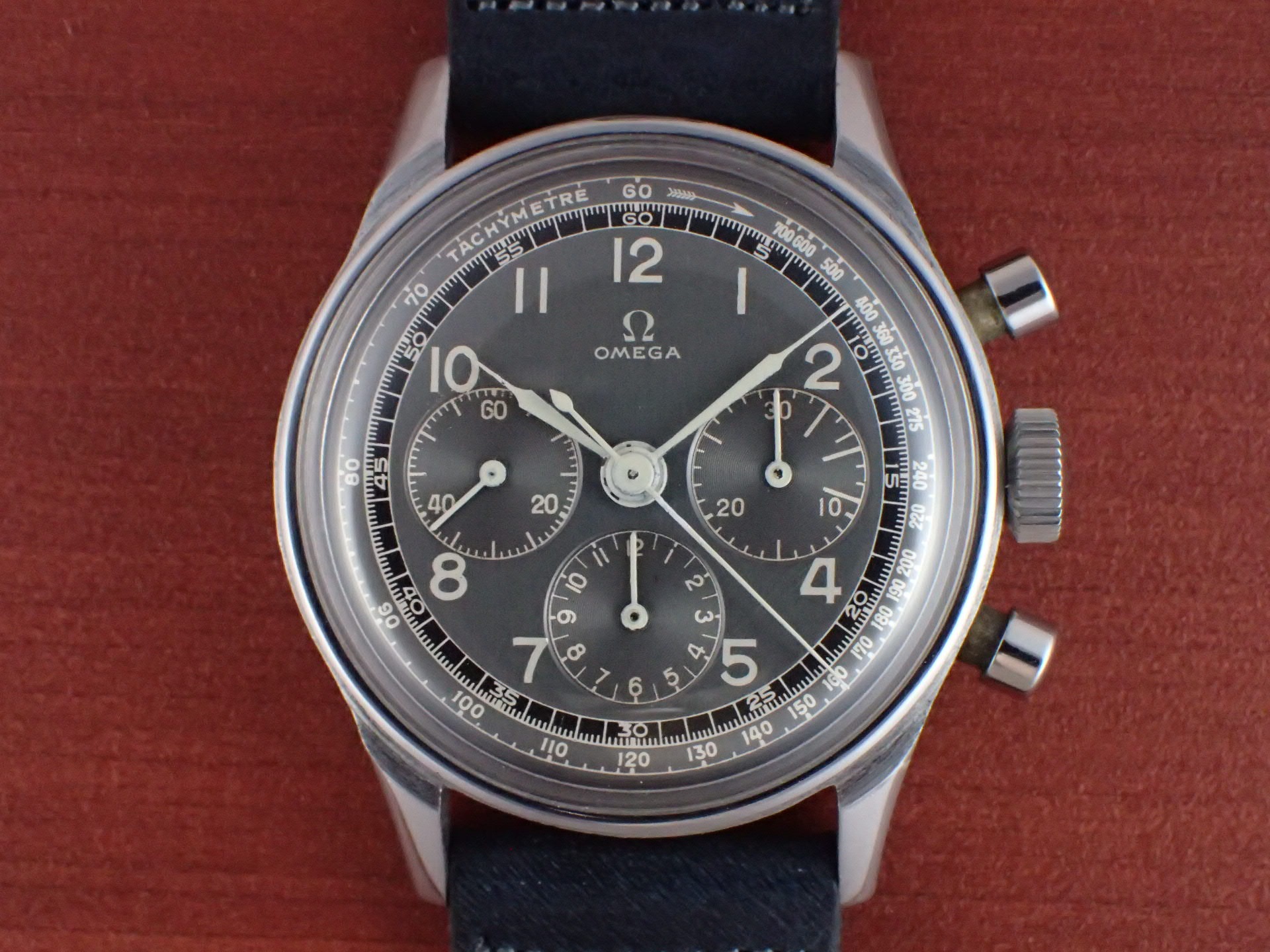 オメガ クロノグラフ Ref.2287 Cal.27CHRO C12 グレーDL 1940年代