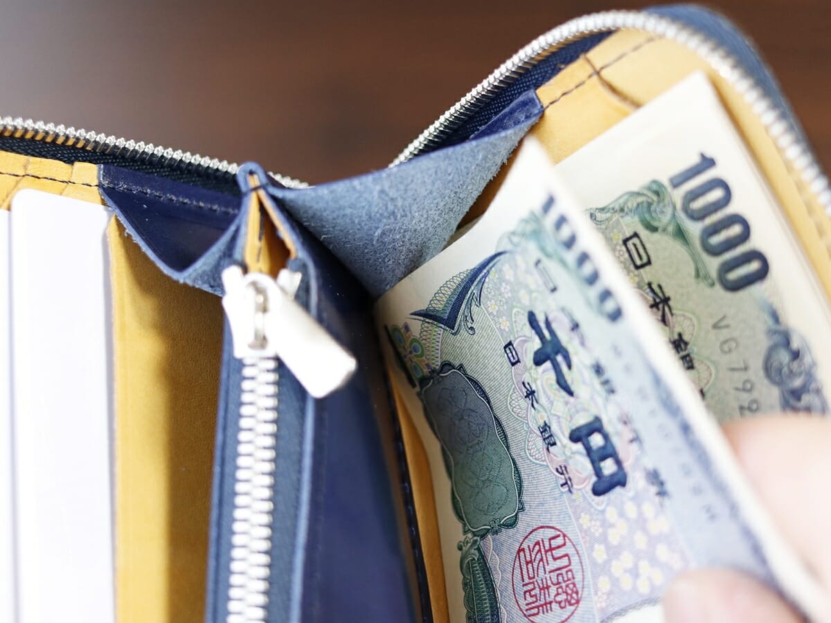 新進工房(SINSIN)の財布レビュー！極小長財布のバタールを徹底解説