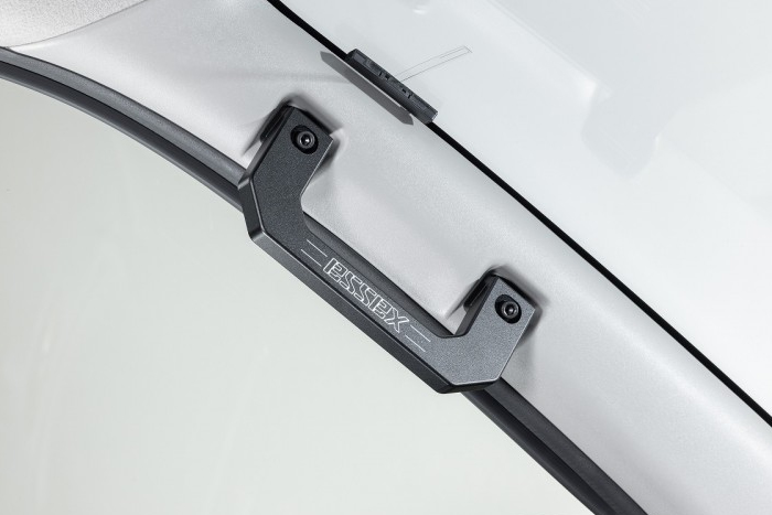 NV350 キャラバン専用 ESSEX ビレット アシストグリップ 左右セット を